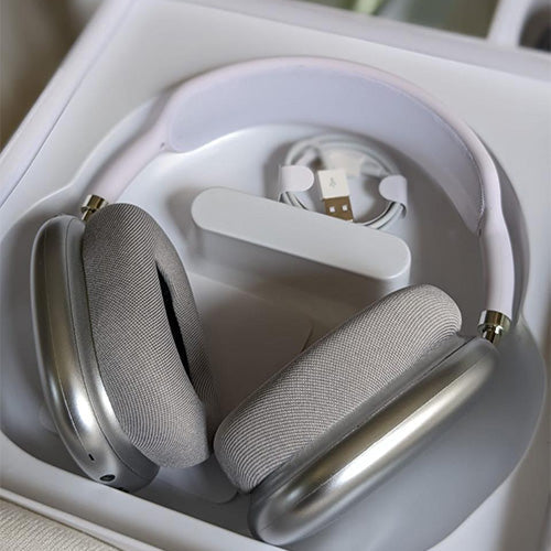 Airpods Max with Magnetic Cushion